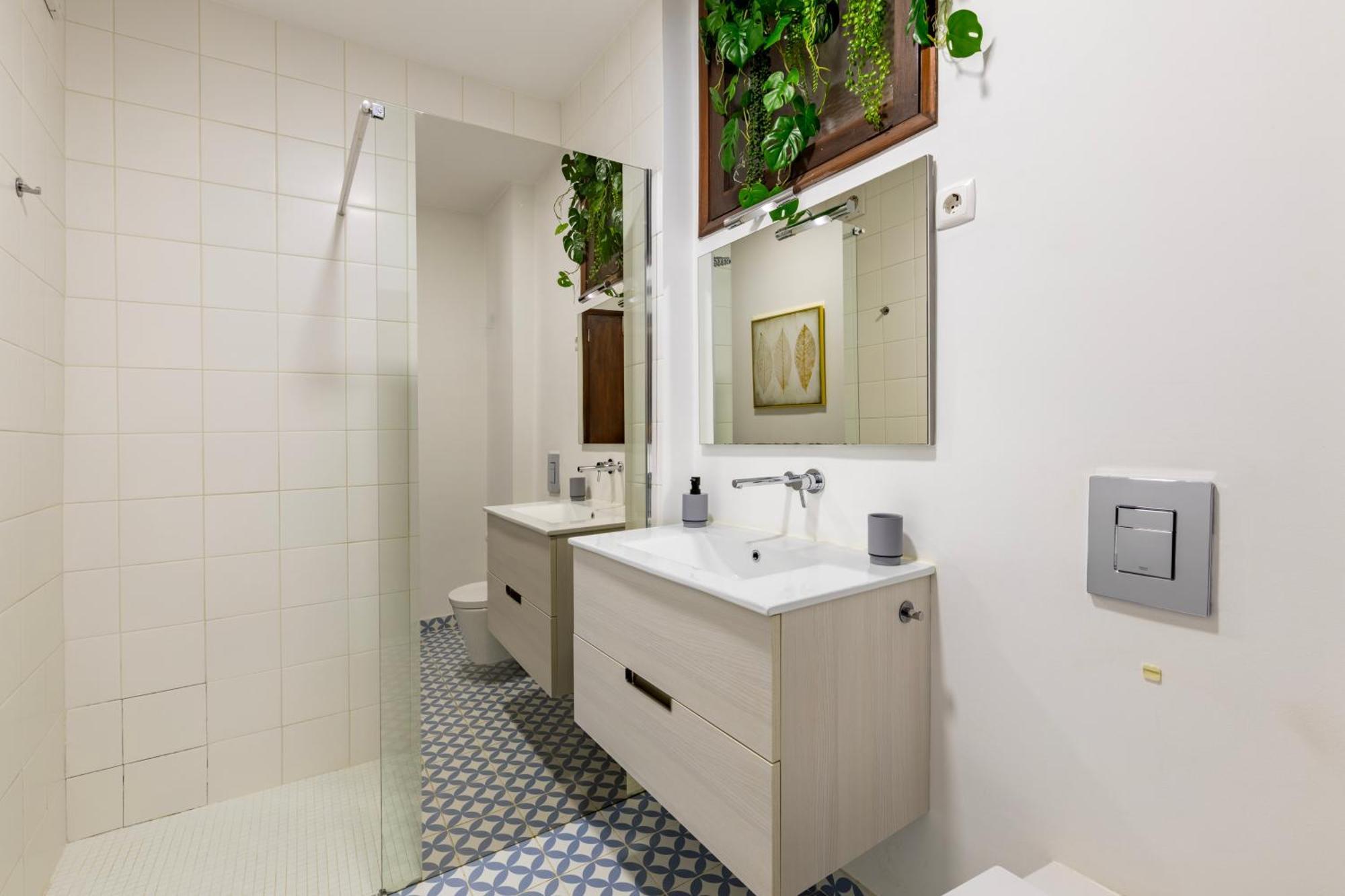 Cosy Remodeled In The Center Fundao